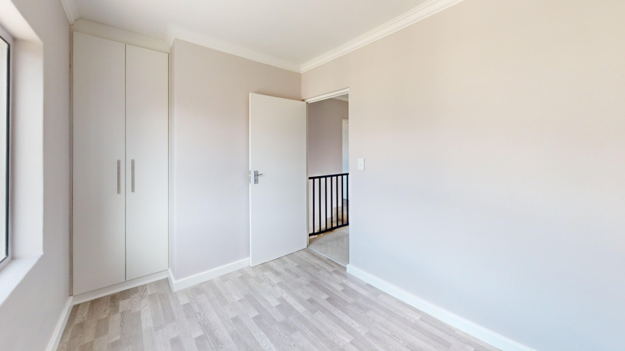 2 Bedroom Property for Sale in Hazendal Western Cape